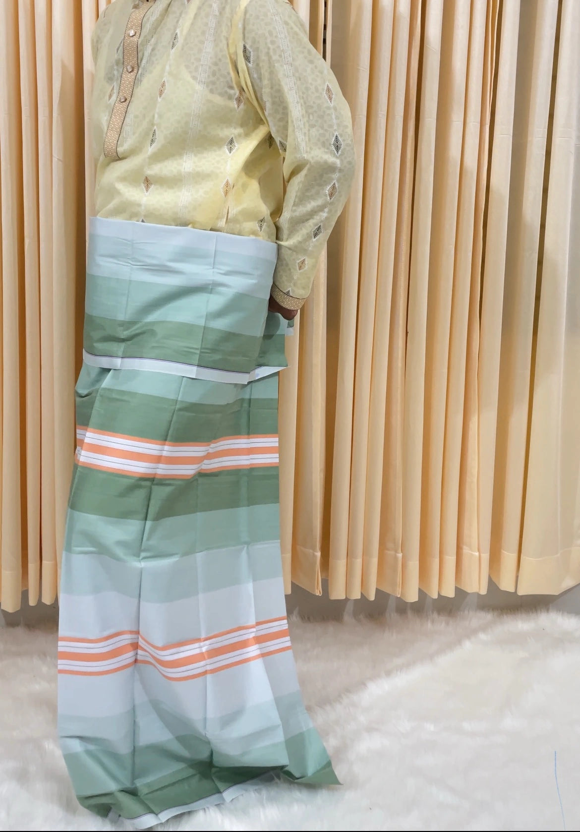 Royal Culture Lungi Code 1633